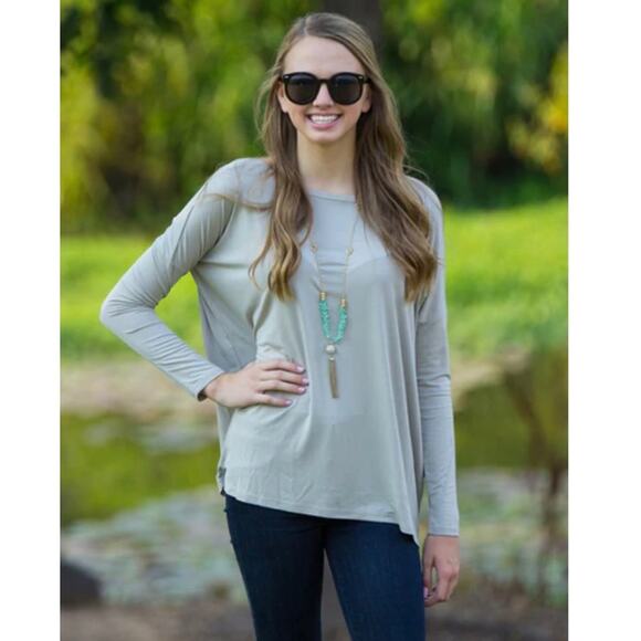 EMMA’S CLOSET • Long Sleeve Light Grey Piko Top - Picture 1 of 5